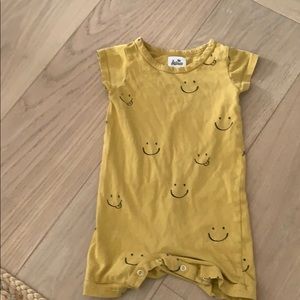 Kira kids smile romper